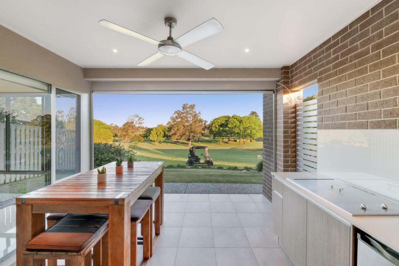 Fairway Village @ Windaroo Lakes Golf Club エクステリア 写真